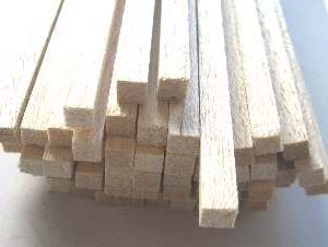 LISTELLI BALSA mm 6×6 50pz cod.m85805