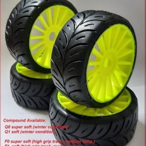 Sp Gomme 1/8 GT 2023 Soft  4pz incollate su cerchi cod.spr-gt-f0